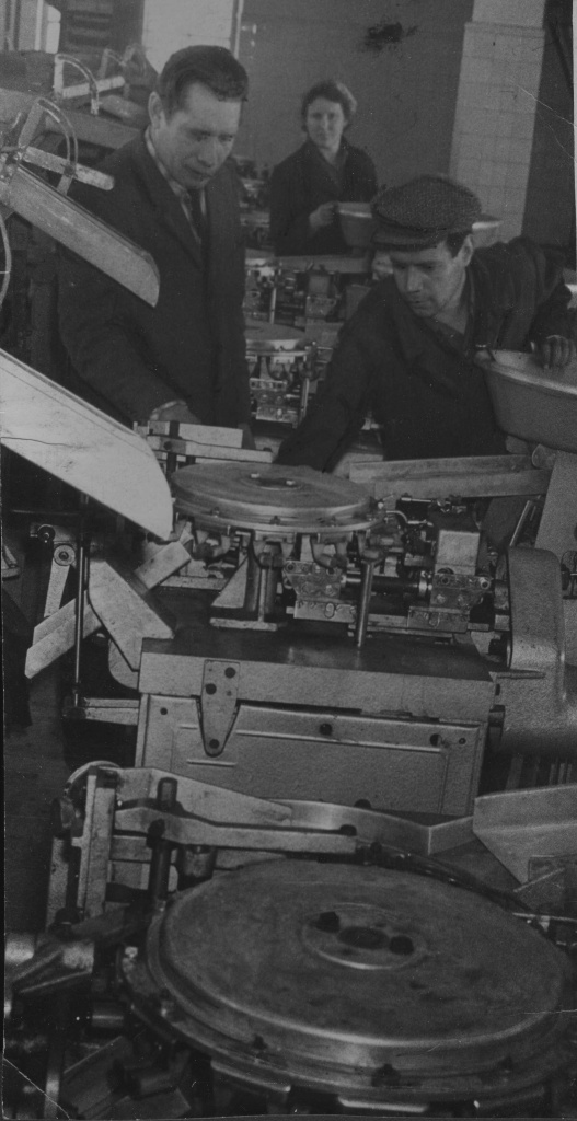 ГАПК. Фотофонд, П-2197, позитив. Карамельный цех кондитерской фабрики, 1965 г..jpg