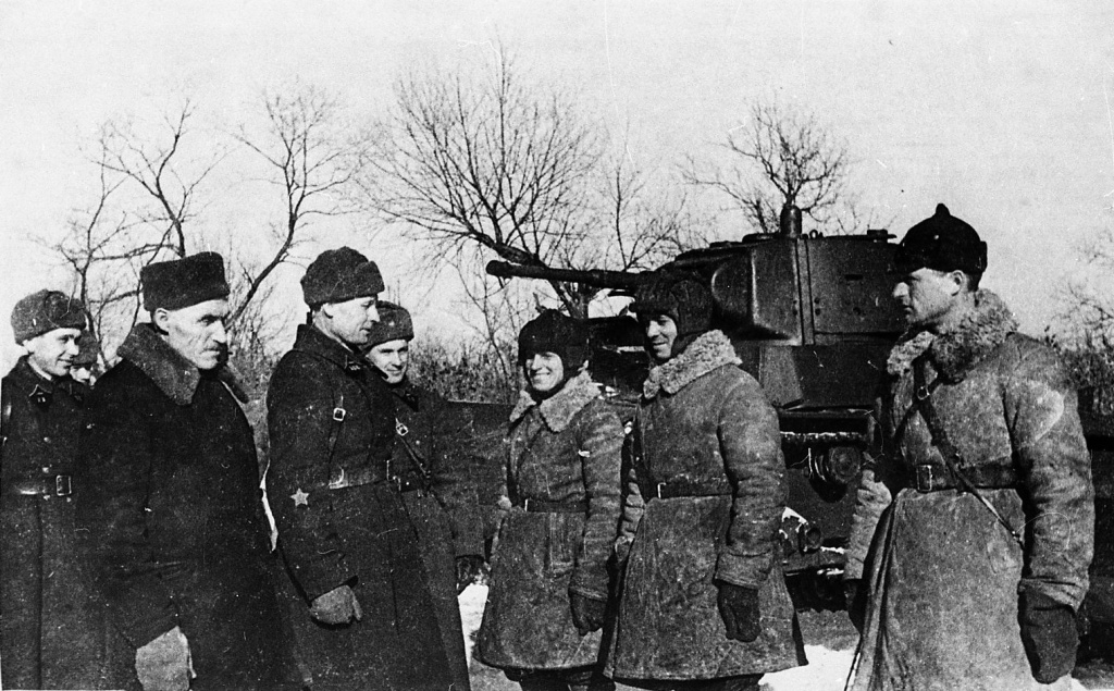 ГАПК. Фотофонд, 0722 а. Трудящиеся города на всевобуче (6).jpg ГАПК. Фотофонд, 0722 а. Трудящиеся города на всевобуче (6).jpg